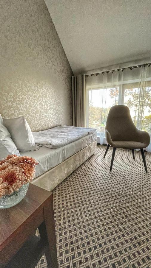 Hotel Silvia Gold Gliwice Buitenkant foto