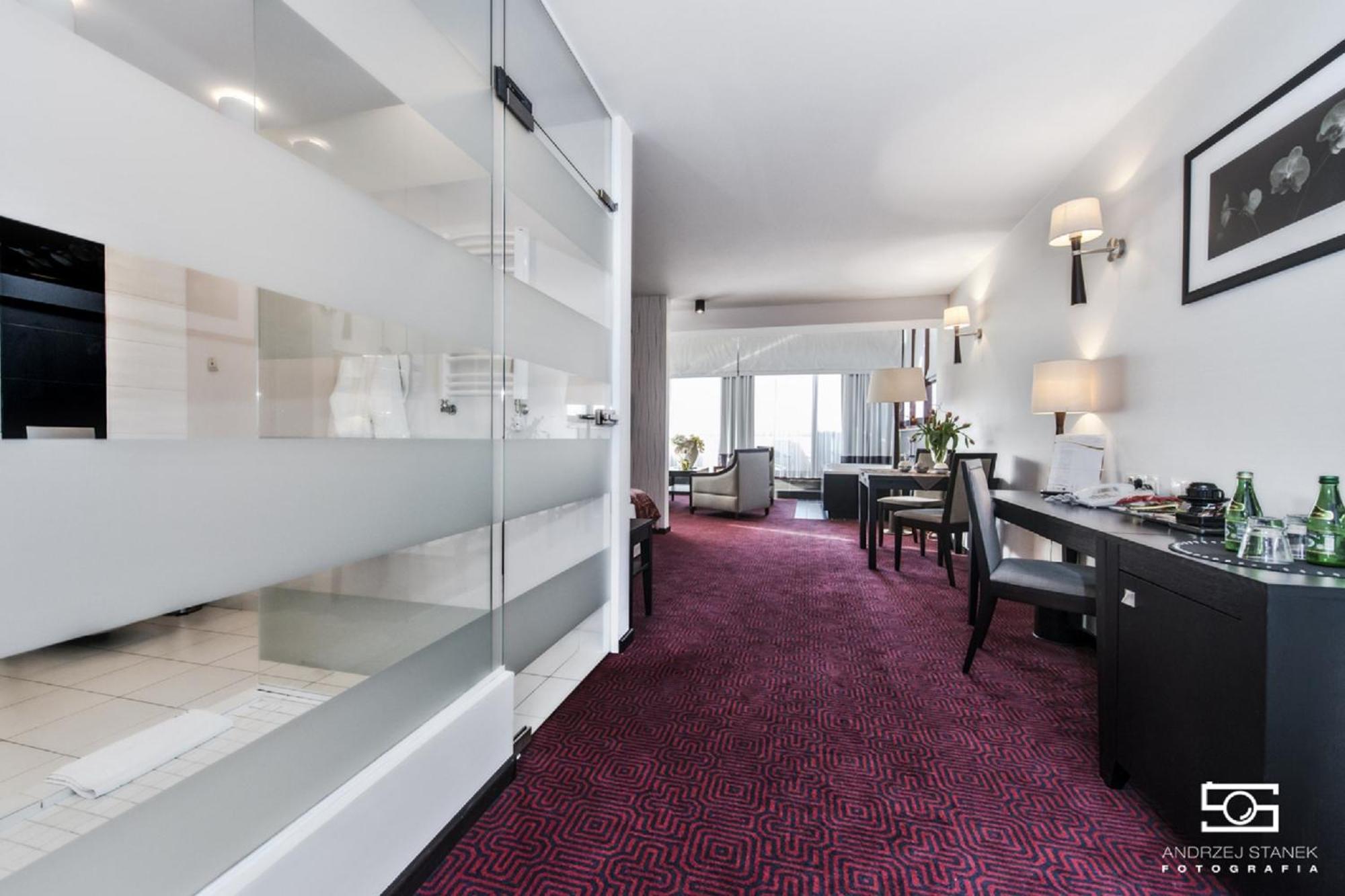 Hotel Silvia Gold Gliwice Kamer foto