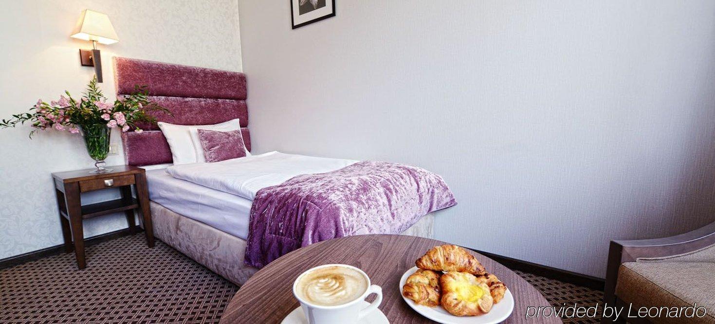 Hotel Silvia Gold Gliwice Kamer foto