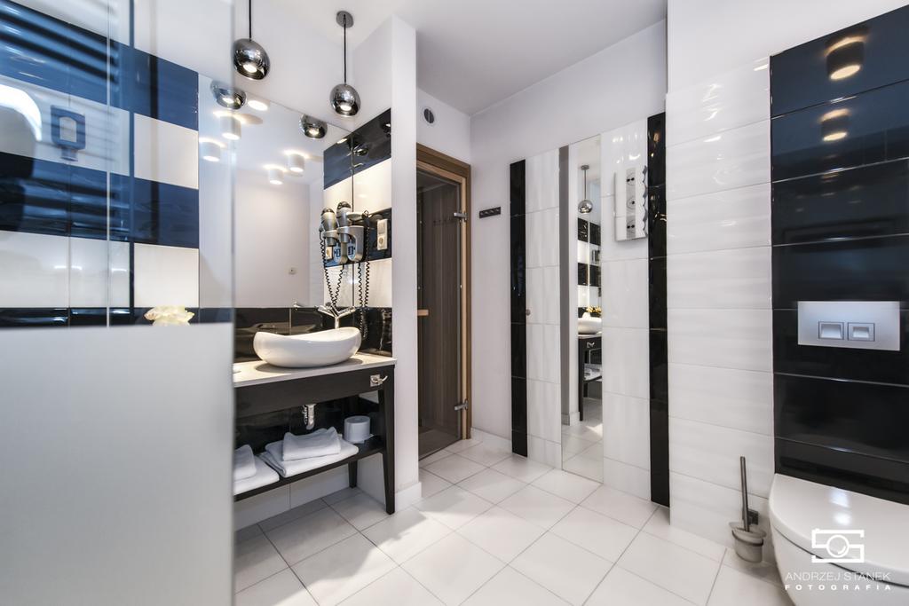 Hotel Silvia Gold Gliwice Buitenkant foto
